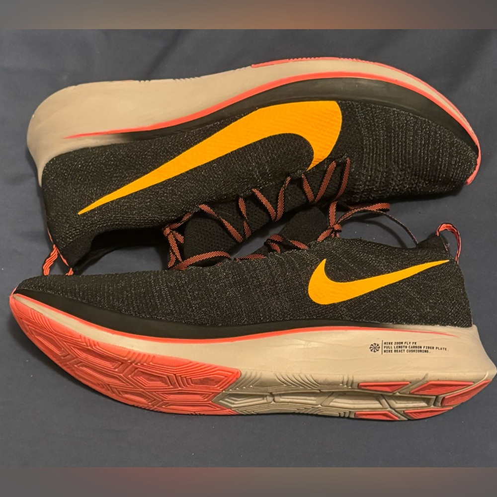 Size 13 Men’s Nike Air Zoom Fly Flyknit FK Black AR4561-068 Flash Crimson Runnin